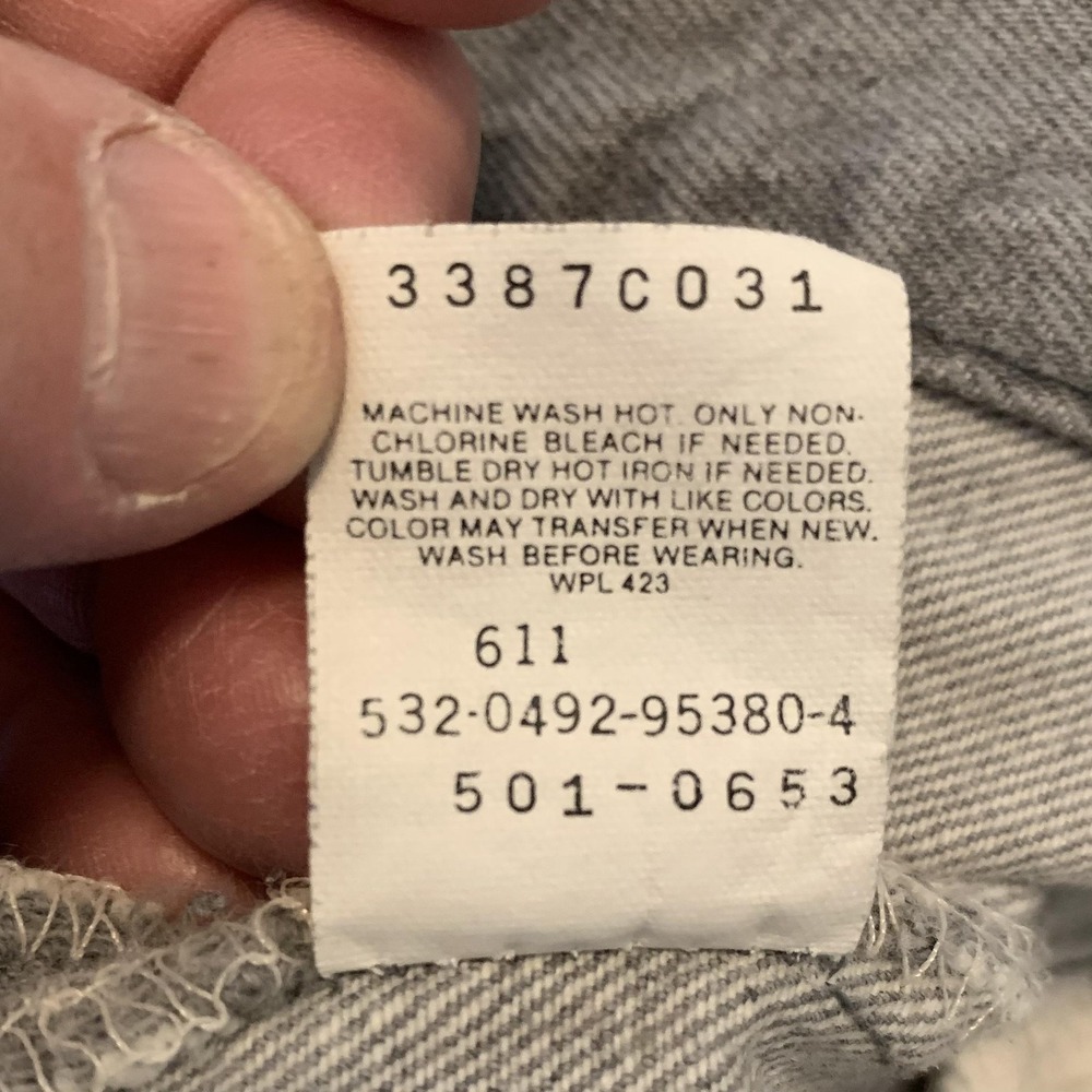 Vintage Levis 501 Jeans Mens 36x31 Gray Light Wash Button Fly Denim USA 501-0653 - Picture 3 of 11
